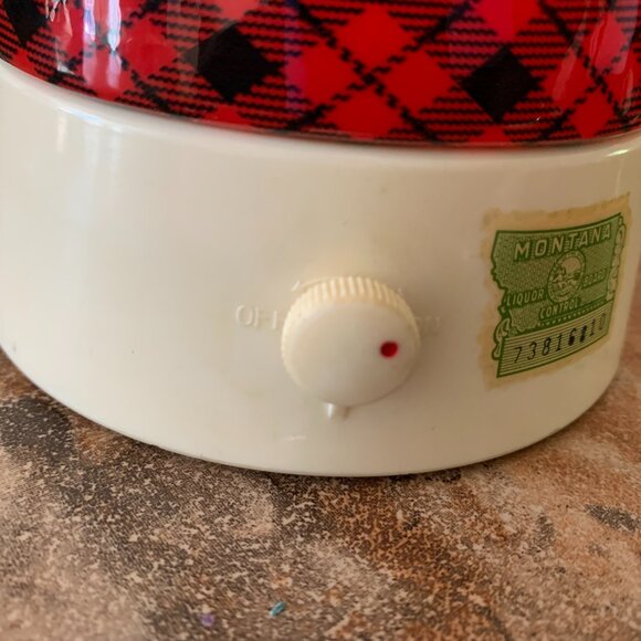 Collectible Gilbey's Spey Royal Scotch Whiskey Bottle (empty) w/ Highland Dancer - Picture 8 of 10